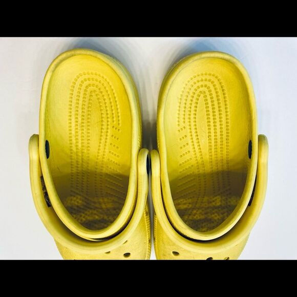 Crocs Yellow Unisex Clogs SlipOn Shoes Slides M4 W6 - Picture 7 of 8